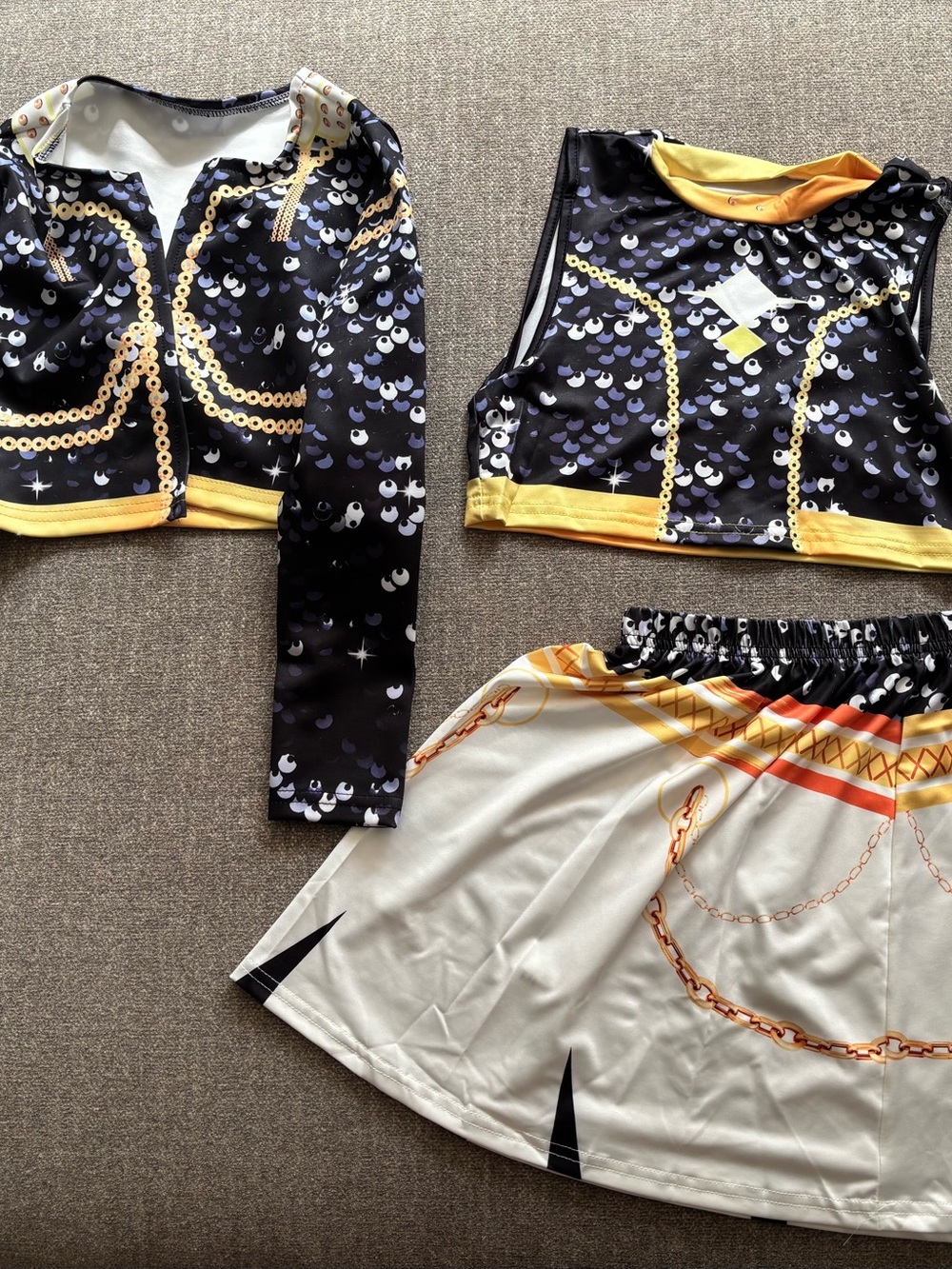 K Pop Demon Hunter costume size 7/8 or 130